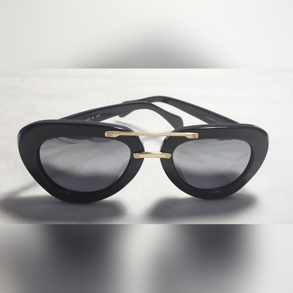 Prada SPR 28RS-F Round Aviator Sunglases without case. - Picture 1 of 7